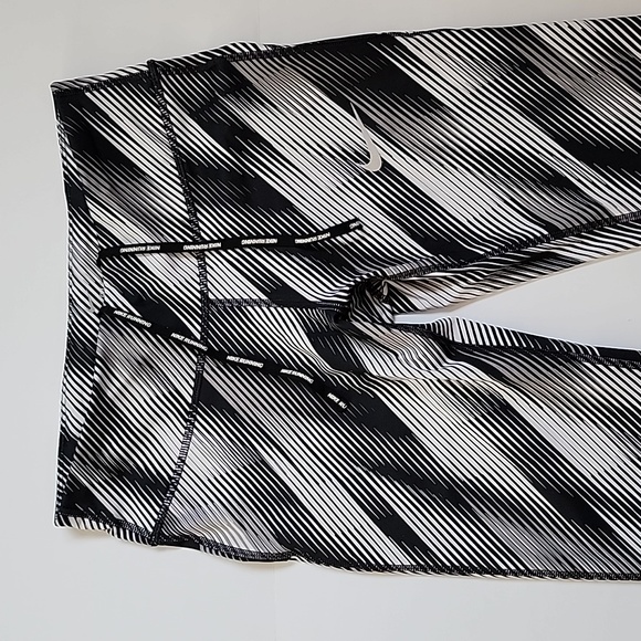 Nike Dri-Fit Running Tights - Picture 3 of 4